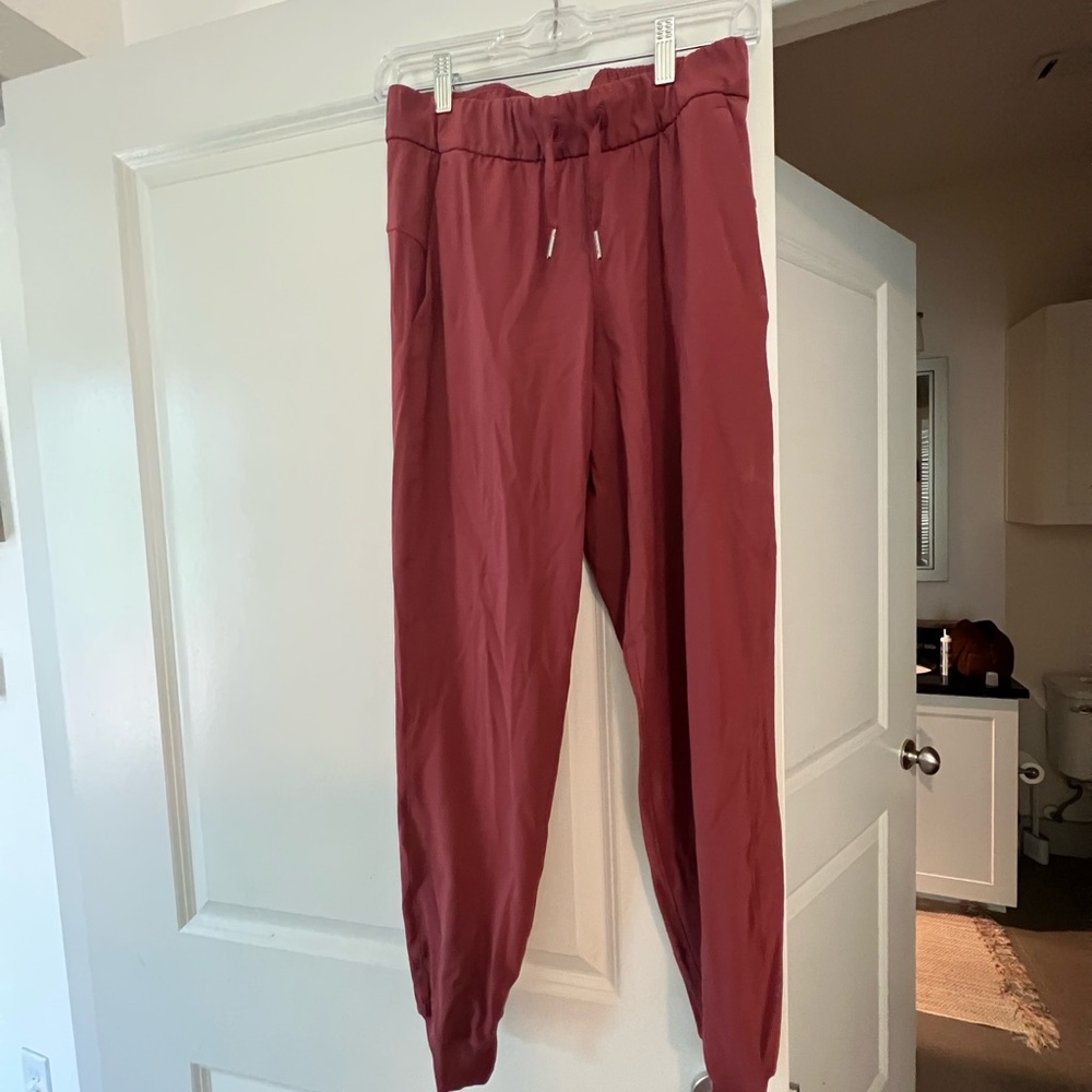 Lululemon joggers